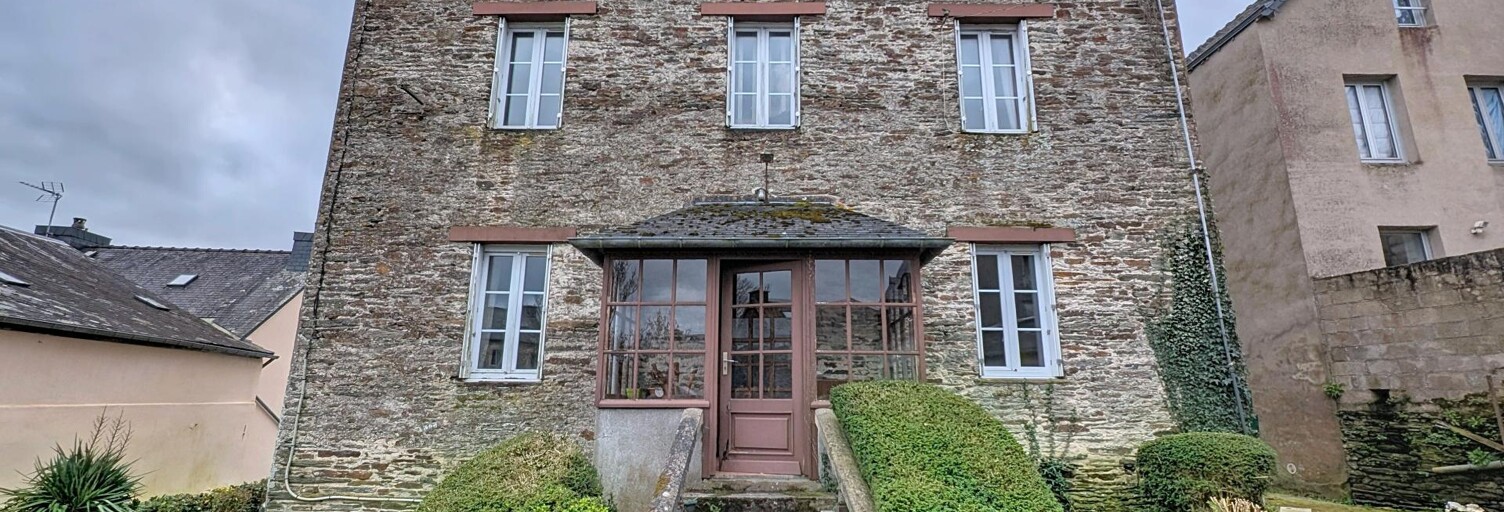 Maison 10 Pièces 220 m² à vendre à Saint-Thois (29520)