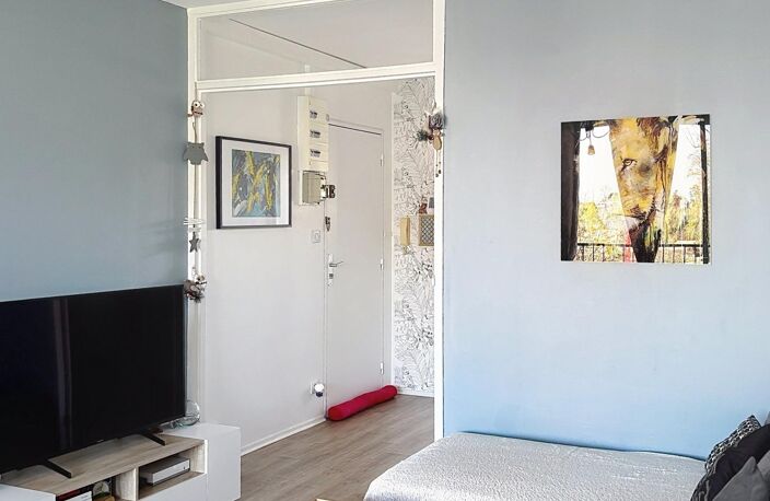 PROCHE DES  COMMODITES — photo 3