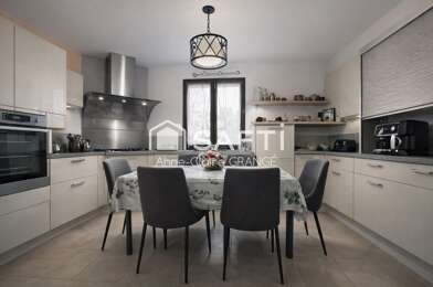 Maison 5 pièces 146500 €