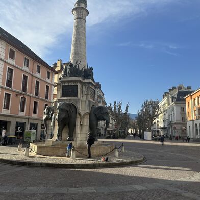 Appartement 7 pièces 920000 €