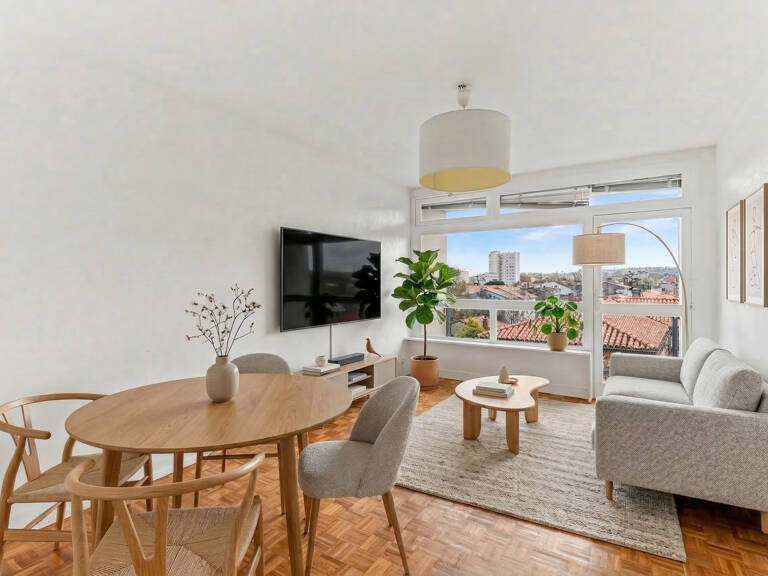 Quartier Busca, Appartement T3 de 61 m2 avec balcon — photo 1