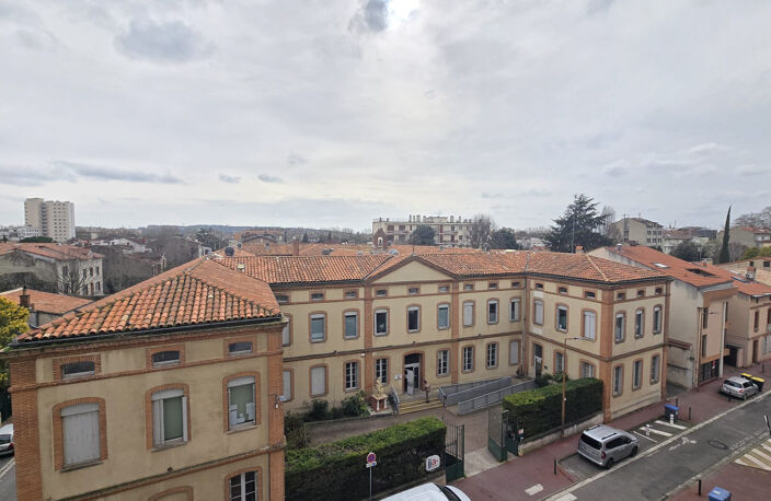 Quartier Busca, Appartement T3 de 61 m2 avec balcon — photo 4