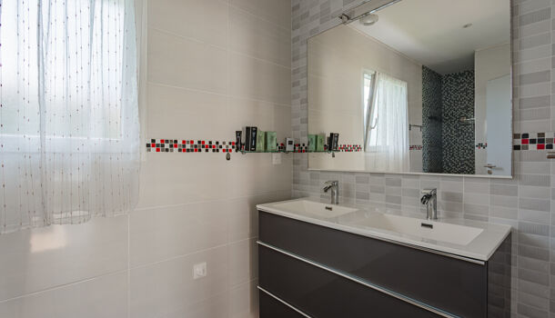 Villa / Maison 5 pièces  à vendre Béhasque-Lapiste 64120