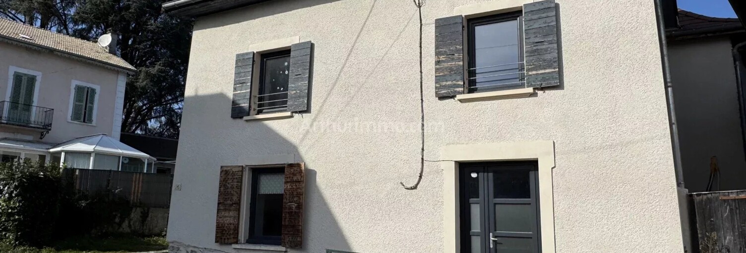 Maison 5 Pièces 155 m² à louer à La Bâtie-Montgascon (38110)