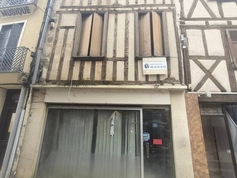 IMMEUBLE À RÉNOVER AU CŒUR DE NÉRAC — photo 1