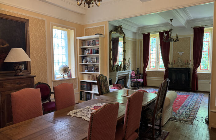 GENLIS A 16KM DE DIJON EST MAISON DE MAITRE SUR GRAND PARC. — photo 4