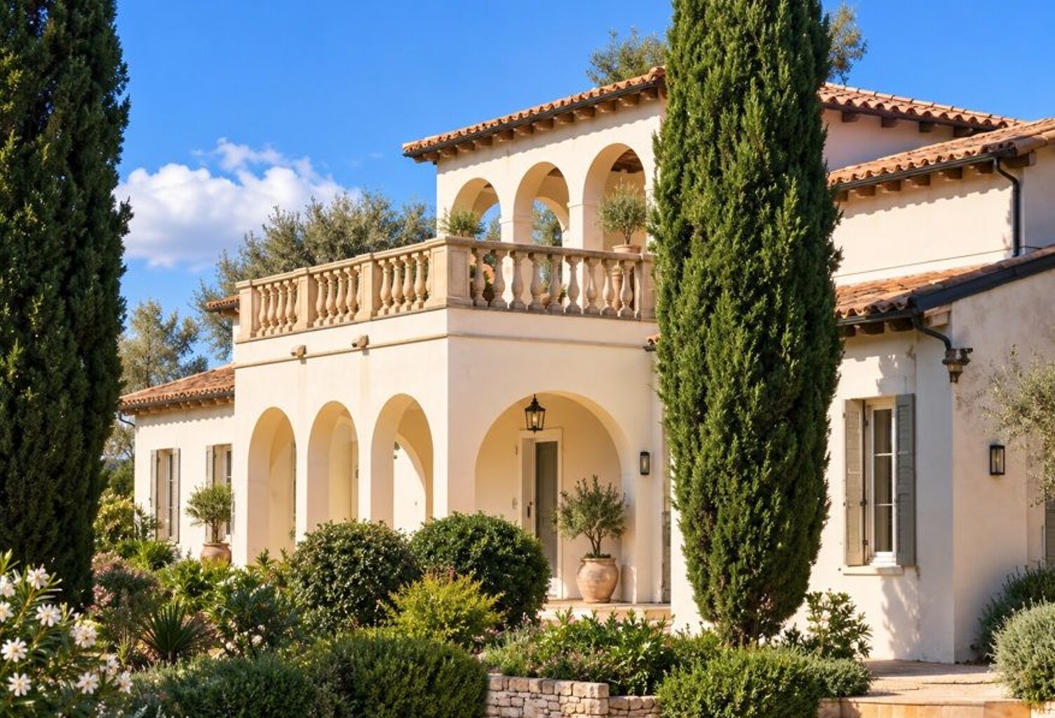 Villa — photo 1