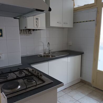 Appartement 3 pièces 651 €