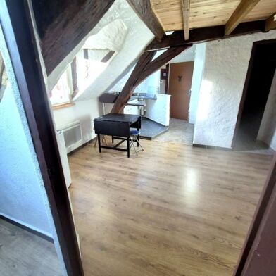 Appartement 1 pièces 450 €