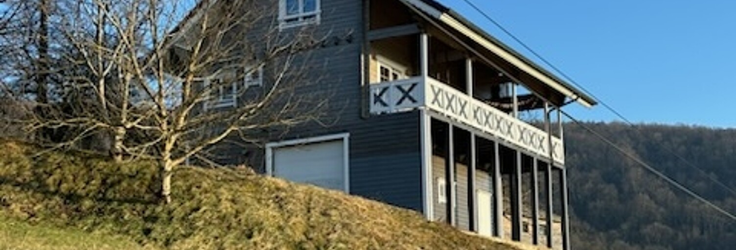 Maison 4 Pièces 107 m² à vendre à Valzin-en-Petite-Montagne (39240)