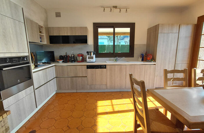 Maison Lannemezan 8 pièce(s) 224 m2 — photo 2