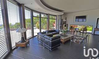 Maison 8 Pièces 300 m² à vendre à Mandelieu-la-Napoule (06210)
