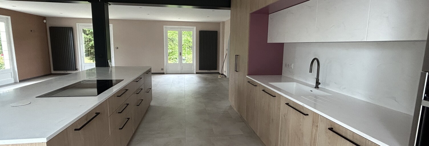 Maison 8 Pièces 216 m² à vendre à Mervans (71310)