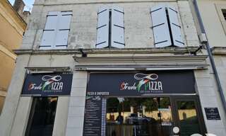 Immeuble  210 m² à vendre à La Couronne (16400)