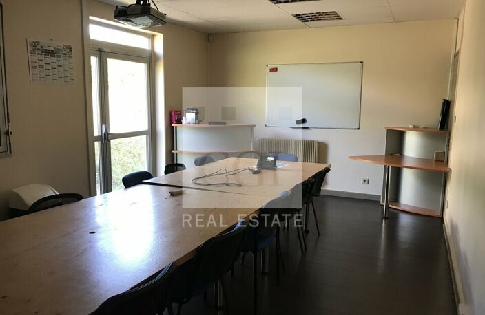 BUREAUX à LOUER — photo 3