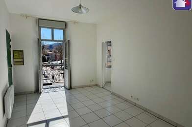 Appartement 2 pièces 445 €