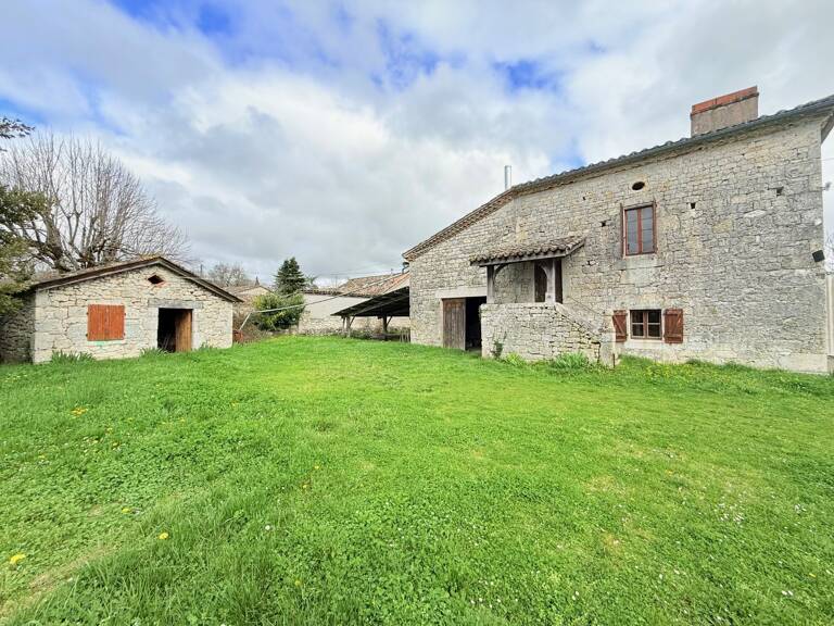 Corps de ferme — photo 1