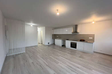 Appartement 3 pièces 900 €