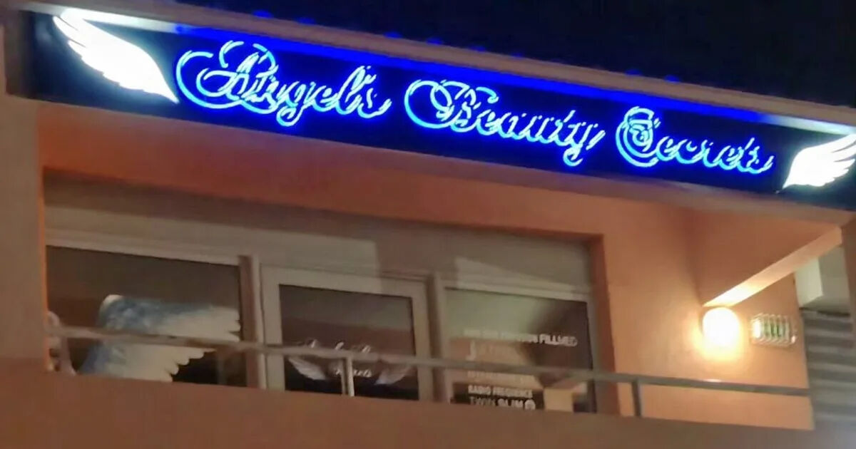 Local commercial  T4 à vendre Crau (La) 83260