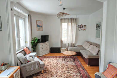 Maison 7 pièces 1700 €