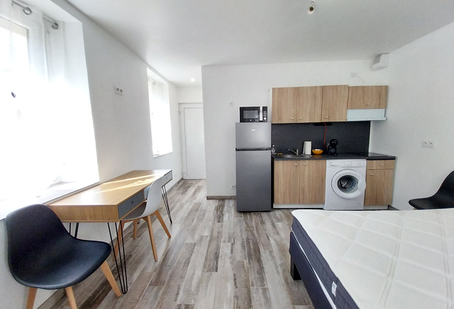 Appartement  - 1 pièce - 20 m2 - PONT EVEQUE — photo 1
