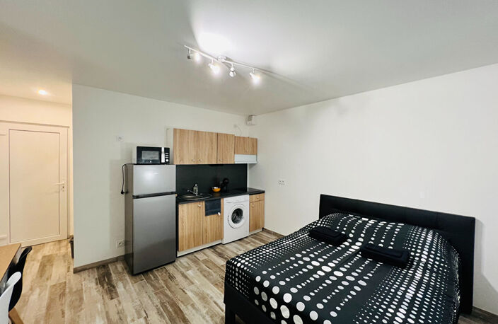 Appartement  - 1 pièce - 20 m2 - PONT EVEQUE — photo 4