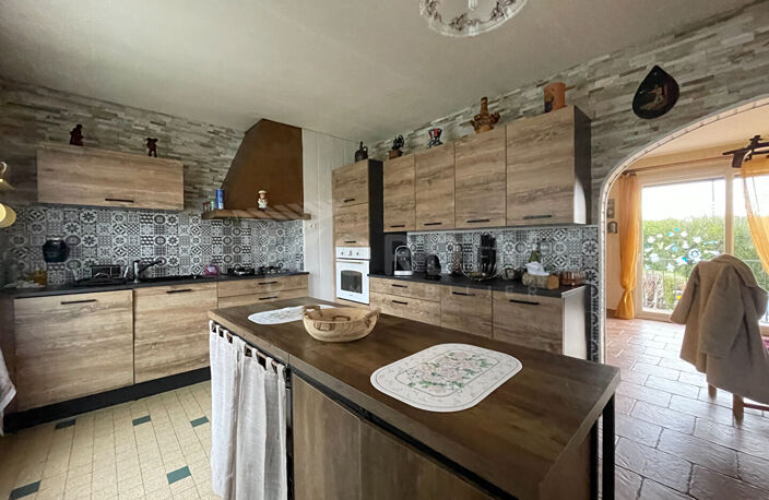 Maison Neuvy Sur Loire 4 pièces 151m² terrain 930 m². — photo 3