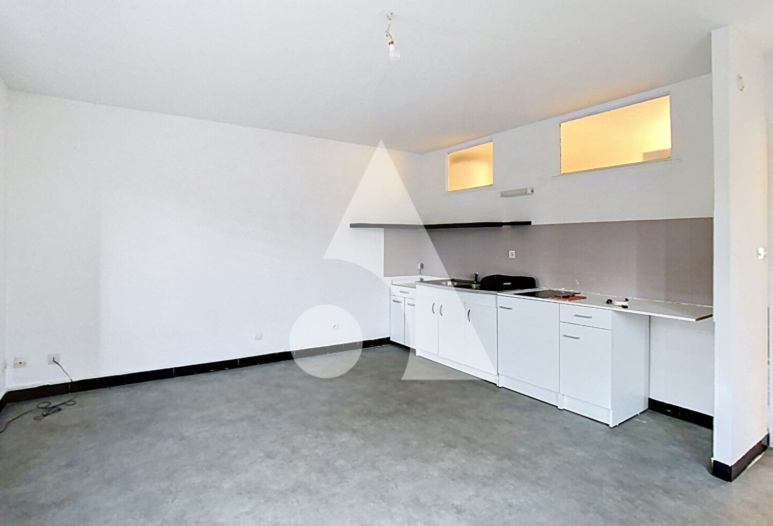 Studio à louer à Brebières — photo 1