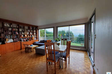 Appartement 4 pièces 1200 €