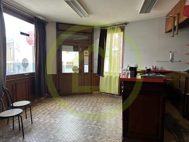 Maison à rénover — photo du bien