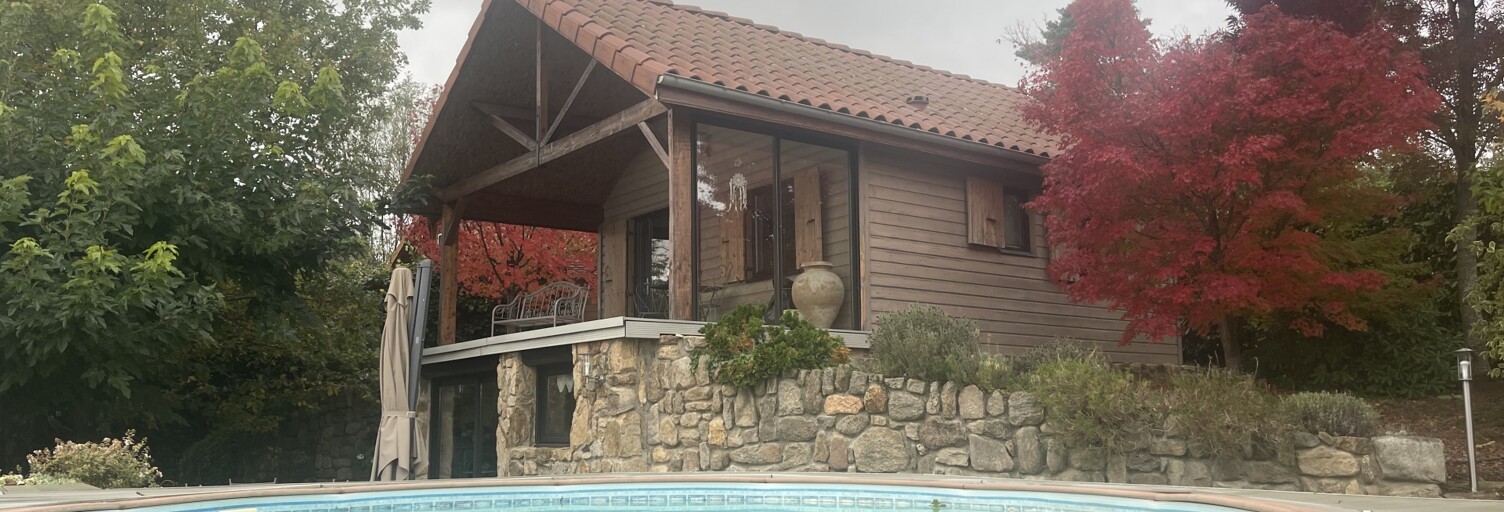 Maison 2 Pièces 61 m² à vendre à Saint-Jacques-d'Atticieux (07340)