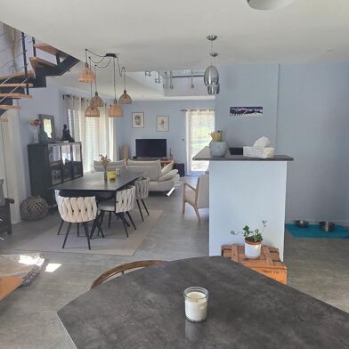 Maison 5 pièces 495000 €