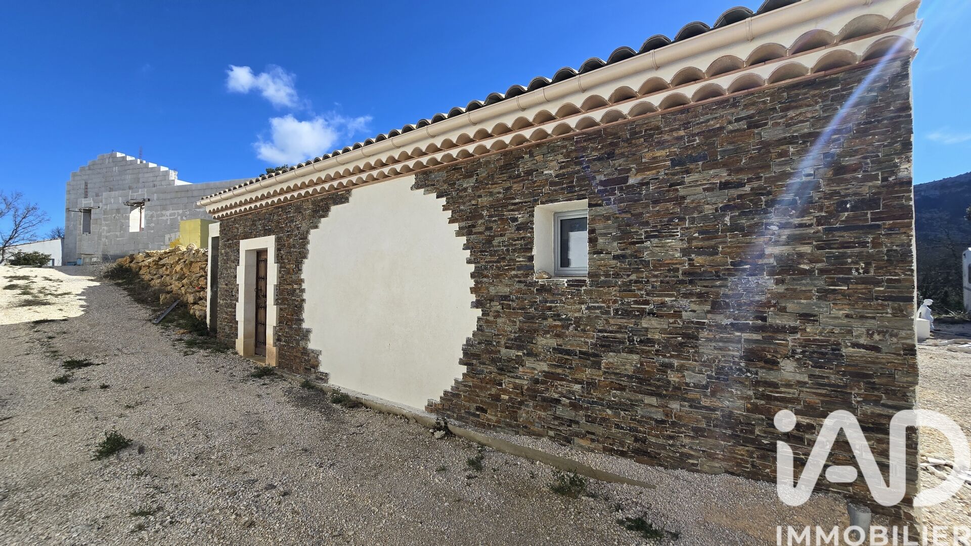 Plan-D-Aups-Ste-Baume - 210m² - 5p. - 3ch.