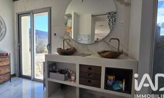 Maison 5 Pièces 210 m² à vendre à Plan-d'Aups-Sainte-Baume (83640)