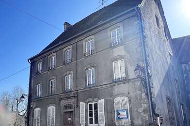 Maison 15 pièces 160000 €