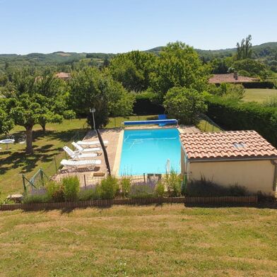 Maison 5 pièces 242000 €