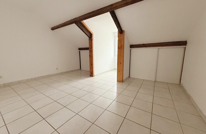 Appartement 4P - 3 CH - 104 m² à Coulommiers  Proche gare  Garage + Parking — photo 4