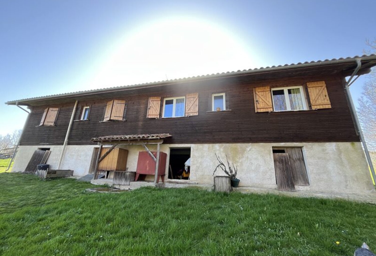 Chalet de 6 pièces principales — photo 1