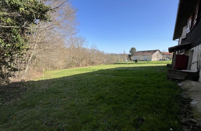 Chalet de 6 pièces principales — photo 2