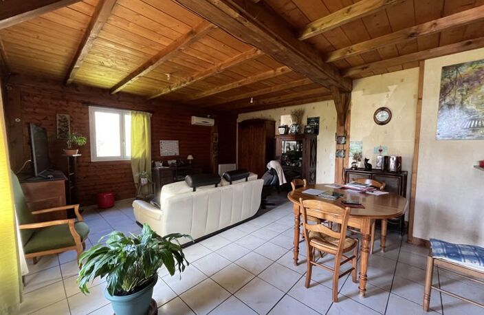 Chalet de 6 pièces principales — photo 3