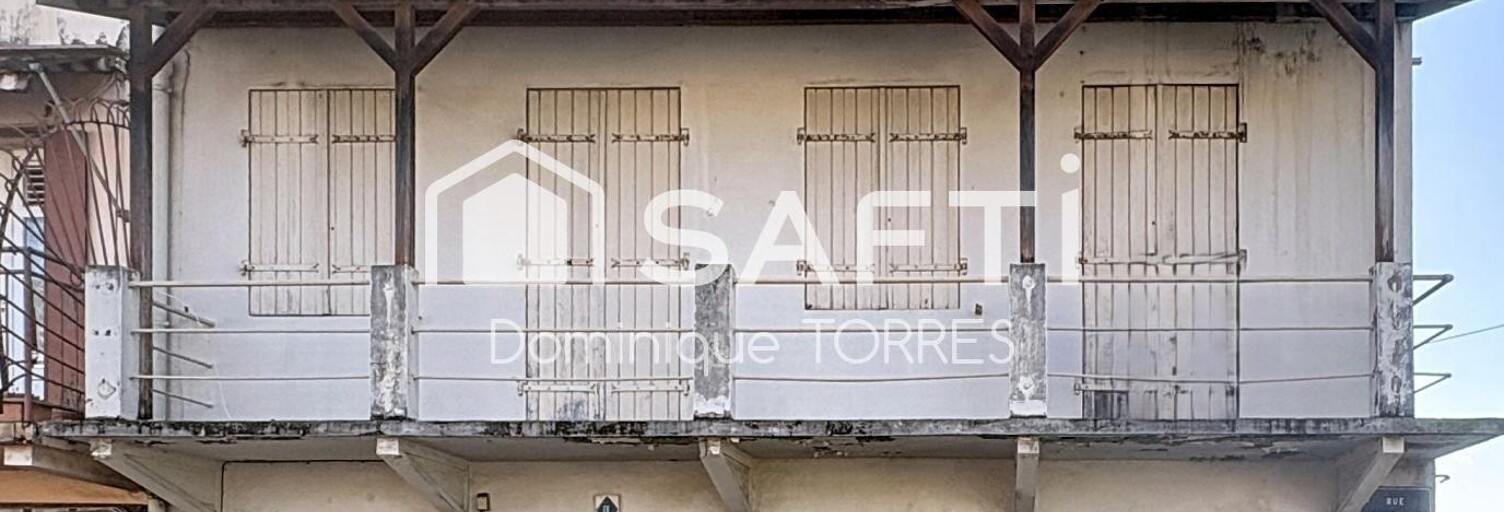 Immeuble  288 m² à vendre à Saint-Pierre (97250)