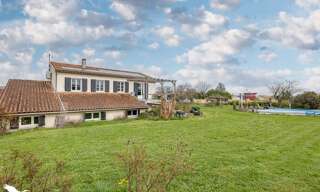 Maison 8 Pièces 201 m² à vendre à Marignac (17800)