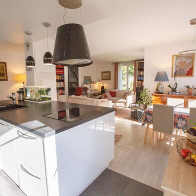 Appartement 5 pièces 349000 €