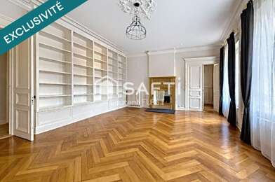 Appartement 6 pièces 499900 €