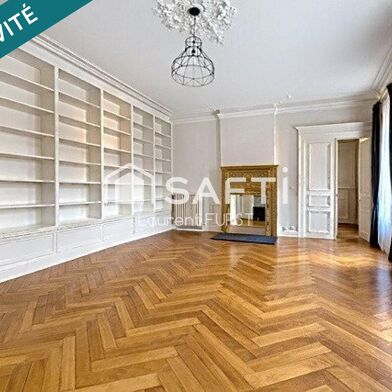 Appartement 6 pièces 499900 €