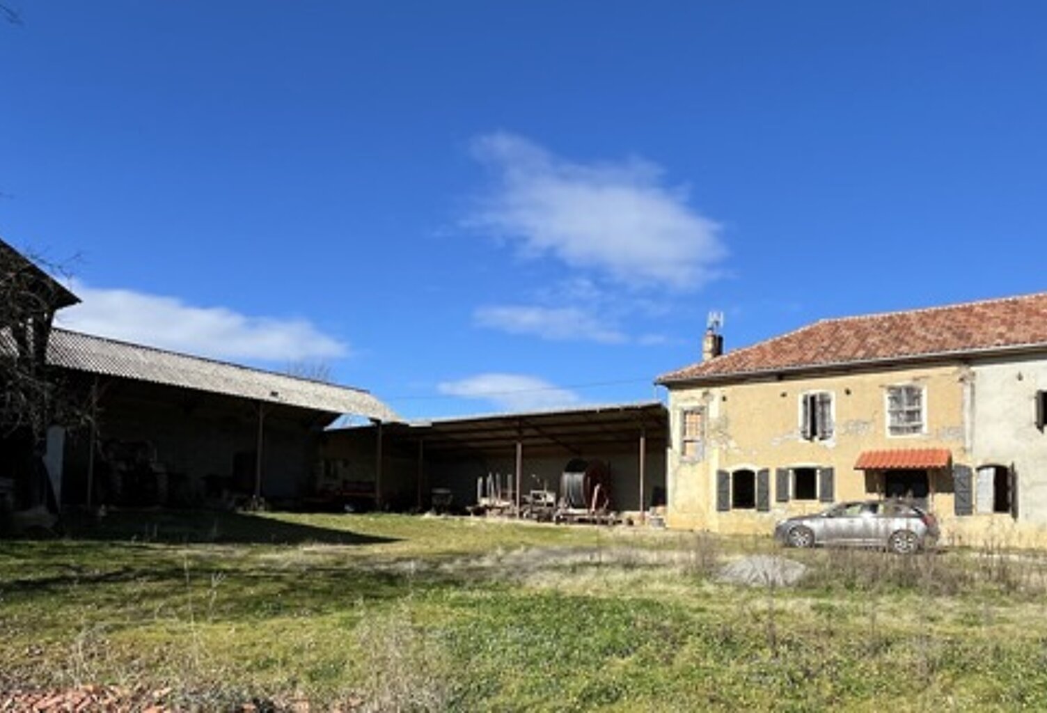 Ferme (tte) de 6 pièces principales — photo 1
