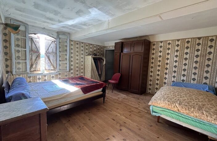 Ferme (tte) de 6 pièces principales — photo 4