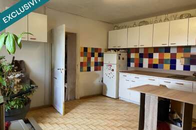 Immeuble  274770 €