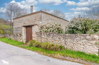Maison en pierre de 4 pièces principales — photo du bien