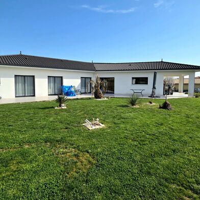 Maison 5 pièces 599000 €